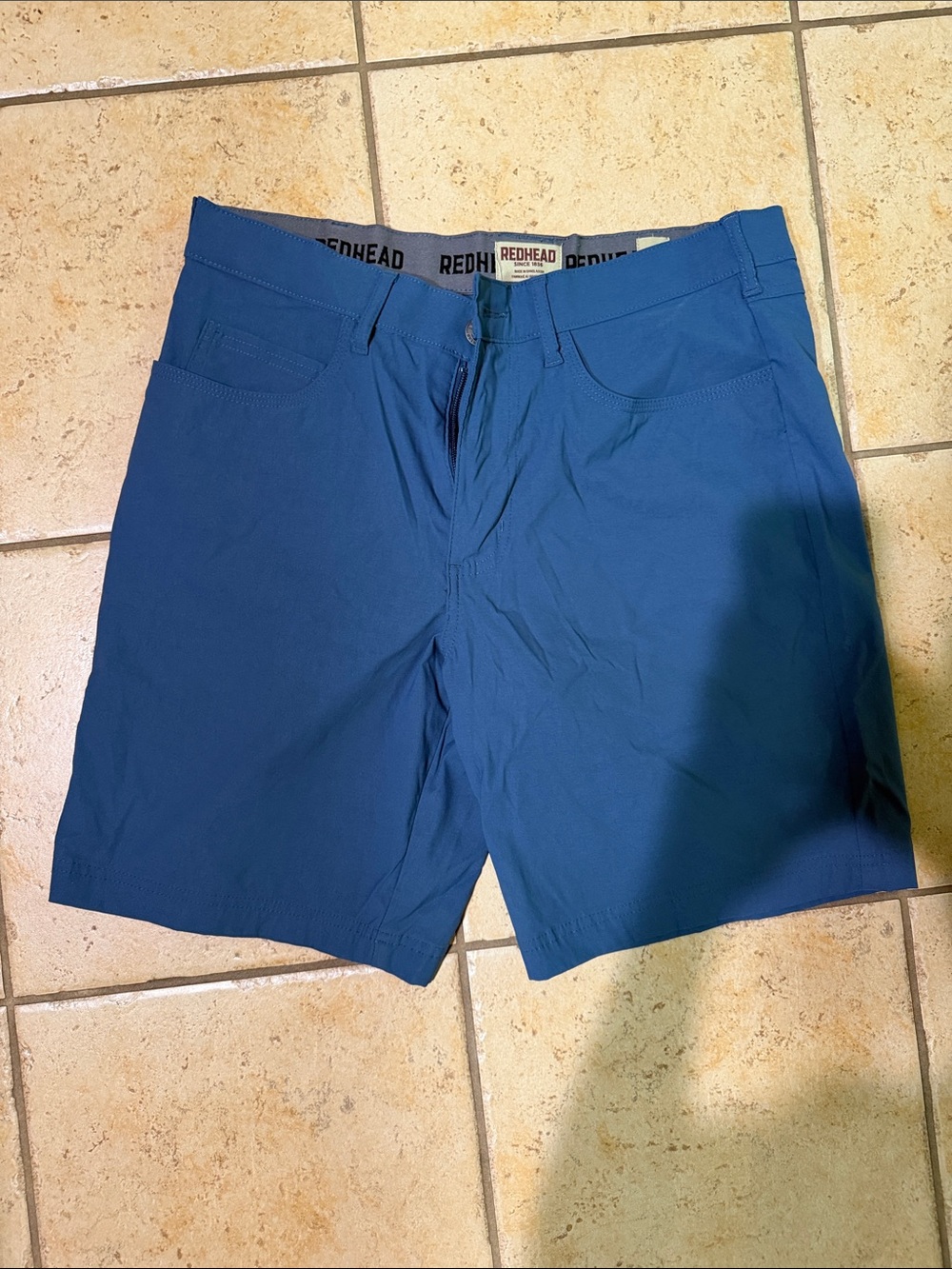 RedHead Men's Teal-Blue Flat Front Performance Shorts